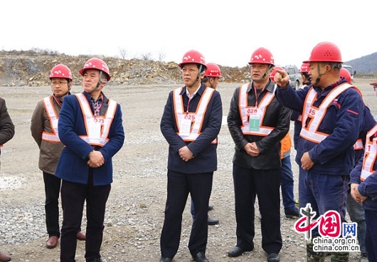 常德領(lǐng)導(dǎo)帶隊(duì)進(jìn)行安全檢查確保全國(guó)兩會(huì)期間生產(chǎn)安全