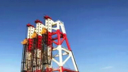 國內(nèi)首艘深層水泥攪拌船在香港新機(jī)場投入使用