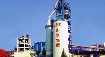 山水水泥控制權(quán)之爭最初爆發(fā)于2015年。天瑞集團(tuán)以巨資趁內(nèi)亂之際進(jìn)入山水水泥，以占股28.16%成為其第一大股東。