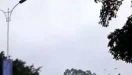 逼瘋了！漲價(jià)缺貨！供不應(yīng)求！經(jīng)銷商連夜排隊(duì)買水泥！