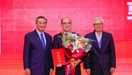 致敬改革開放40年 第二屆中國(guó)建材行業(yè)經(jīng)濟(jì)論壇在京隆重舉行