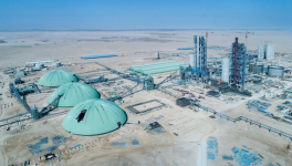 建設在沙漠里的 “黑科技”水泥廠即將投產 