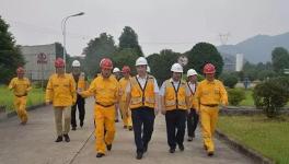 市長(zhǎng)親臨海螺水泥檢查安全生產(chǎn)，要求企業(yè)把責(zé)任扛在肩上、落實(shí)到位