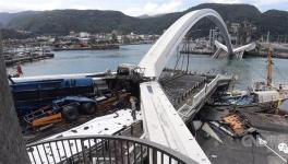 可怕！又一豆腐渣工程？跨海大橋突然斷裂坍塌20多人死傷！（視頻）