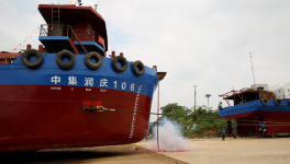 國內(nèi)首艘LNG單燃料動力水泥罐裝船下水！